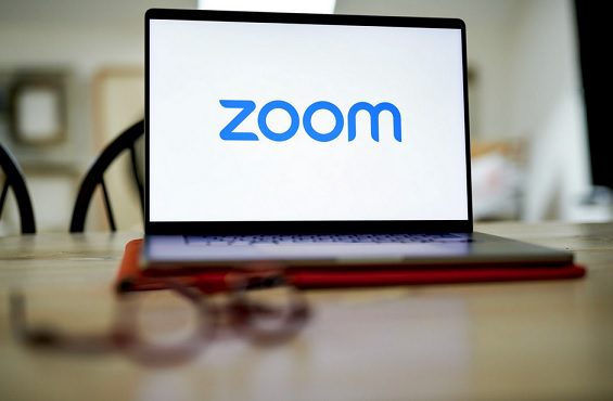 شرکت زوم Zoom نگرانی‌های بوجود امده مربوط به حریم خصوصی را برطرف میکند!